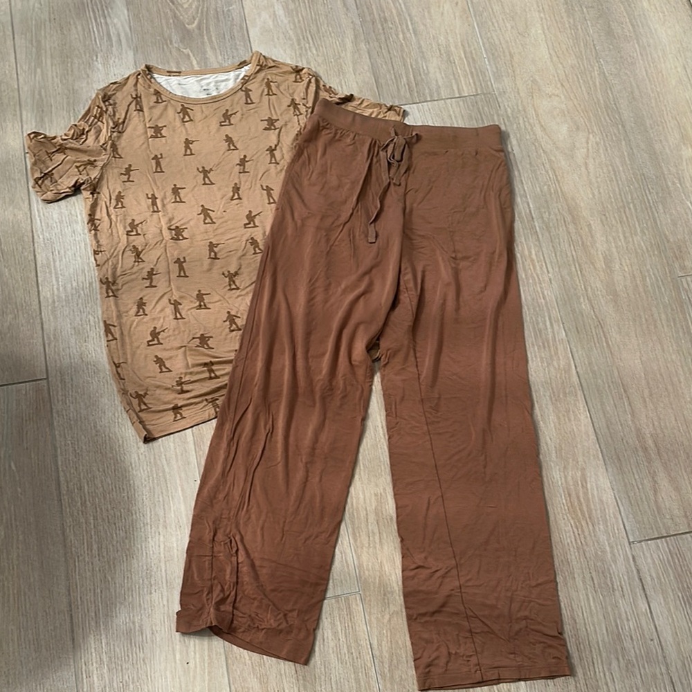 Brown Graphic Tee and Pants Set